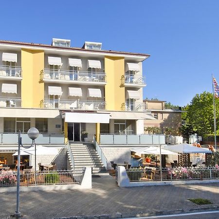 בלריה-איגאה מרינה Hotel St. Moritz מראה חיצוני תמונה