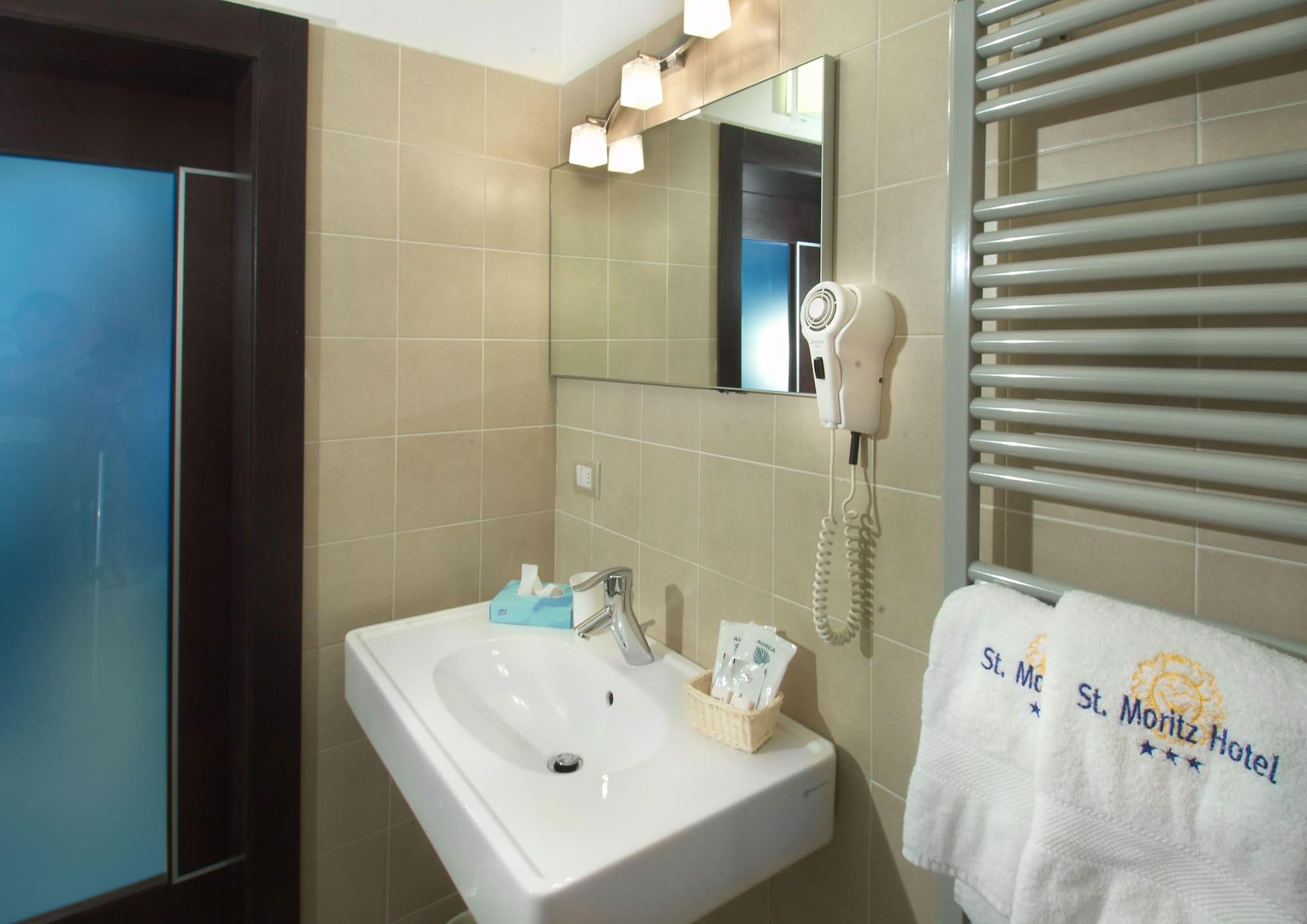 בלריה-איגאה מרינה Hotel St. Moritz מראה חיצוני תמונה