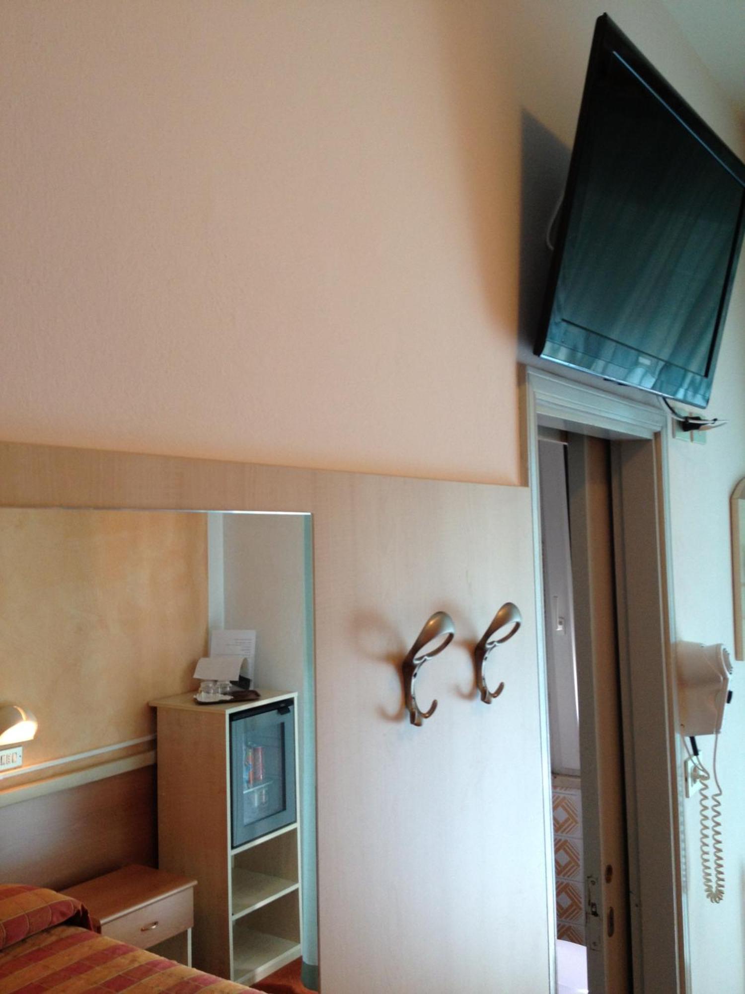 בלריה-איגאה מרינה Hotel St. Moritz מראה חיצוני תמונה