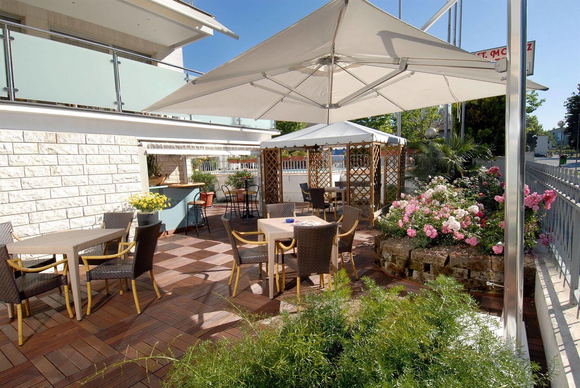 בלריה-איגאה מרינה Hotel St. Moritz מראה חיצוני תמונה